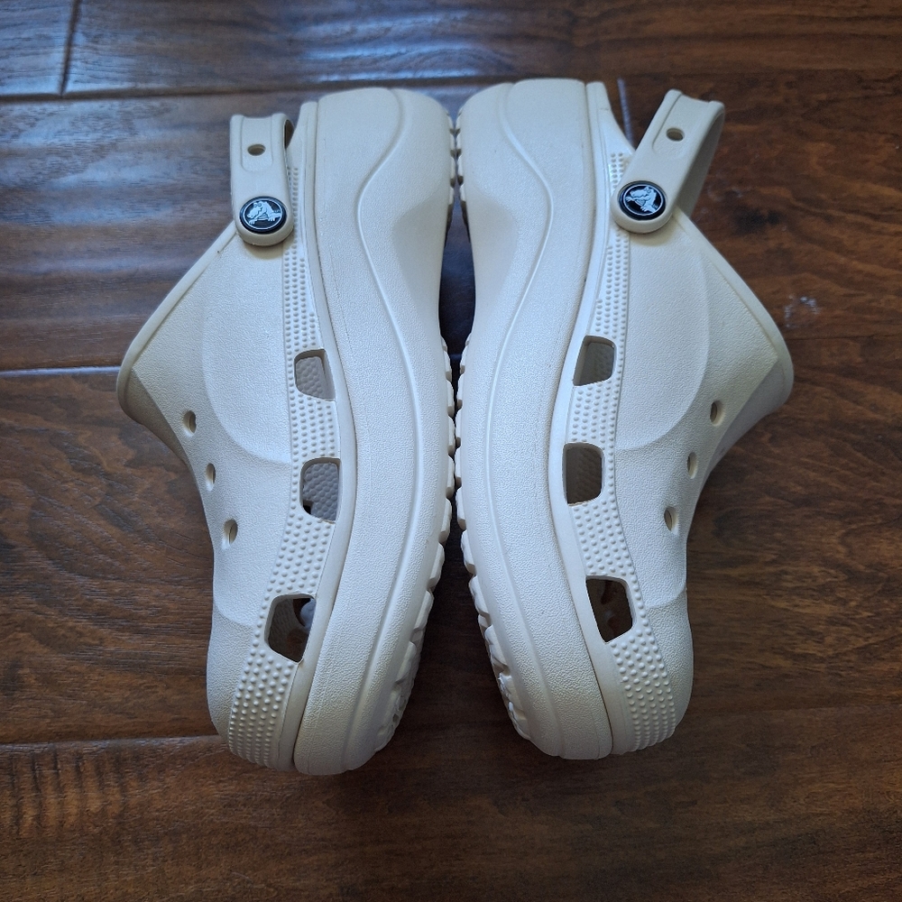 Platform Crocs